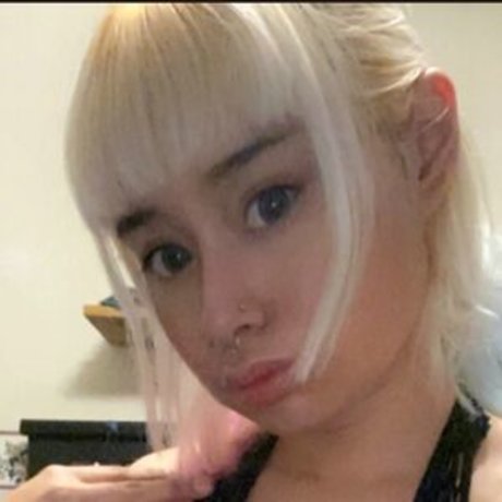 Raynebebe model porn image