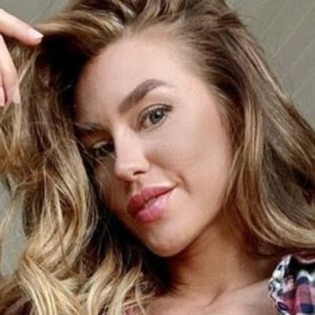 Rose Watson pretty pornstar pictures