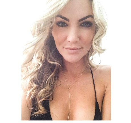 Casi Davies model nudes pictures