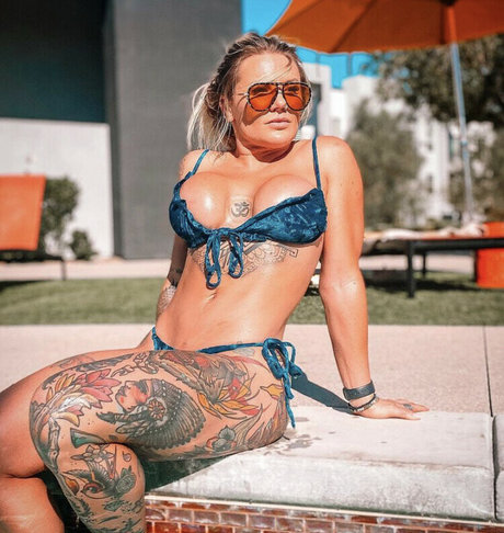 grace fly model art galleries