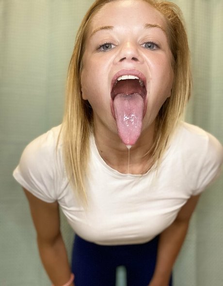 katelynlongtongue xxx pornstar pictures