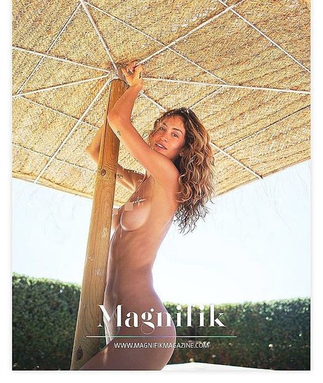 Helena Prestes sexy pornstar images