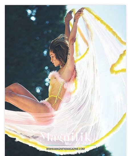 Helena Prestes star high quality photo