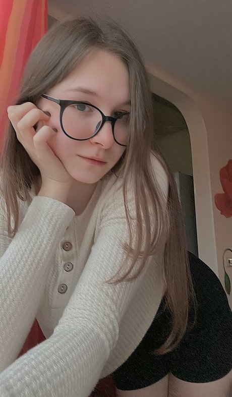 realcutemoe adult actress photo