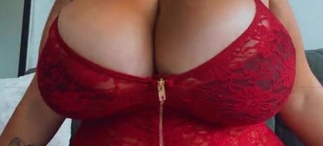 big areolas onlyfans beautiful xxx img