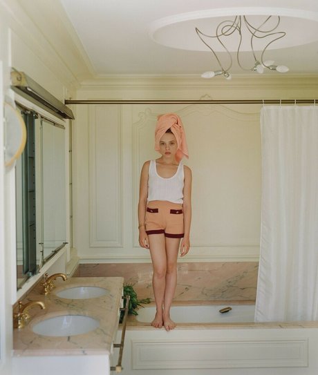 Shira Haas free star photo