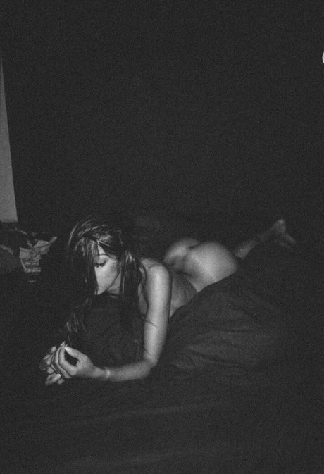 J ooma model naked galleries