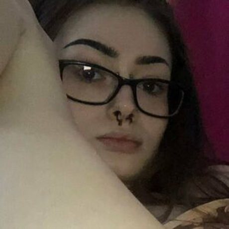 Cuckoldteen model naked photo