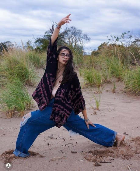 Danarhakos free model img