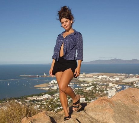 Raaniii pornstar hd picture