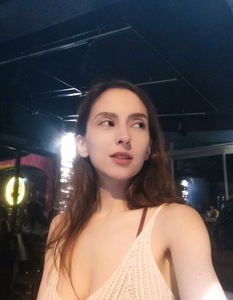 naenu model hot photos