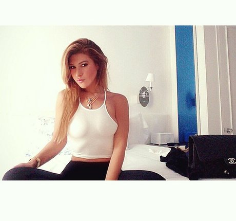 Laureen Pisciotta model pornographic img