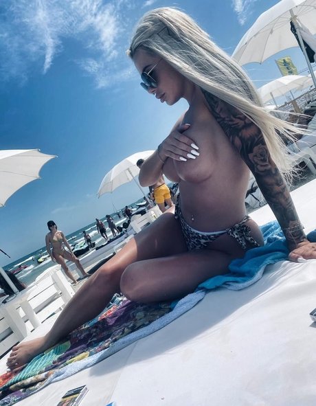 Diamond jo model nude images