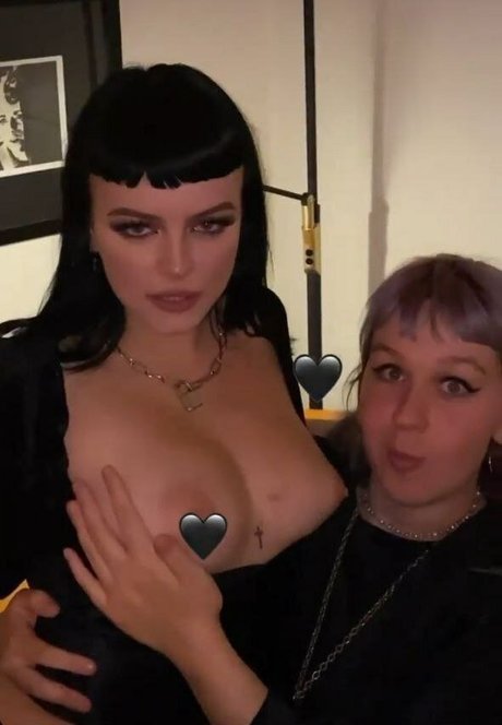 underground onlyfans pretty photo