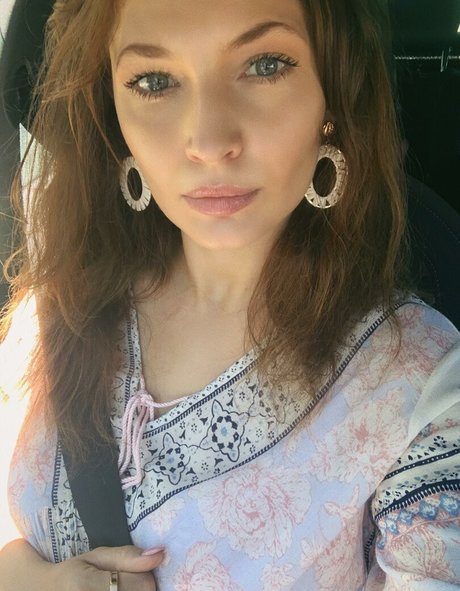 female influencer onlyfans porno galleries