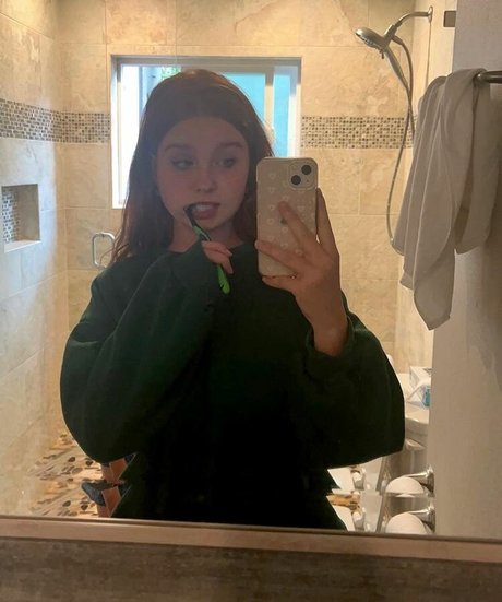 Keara Cornella model nude image