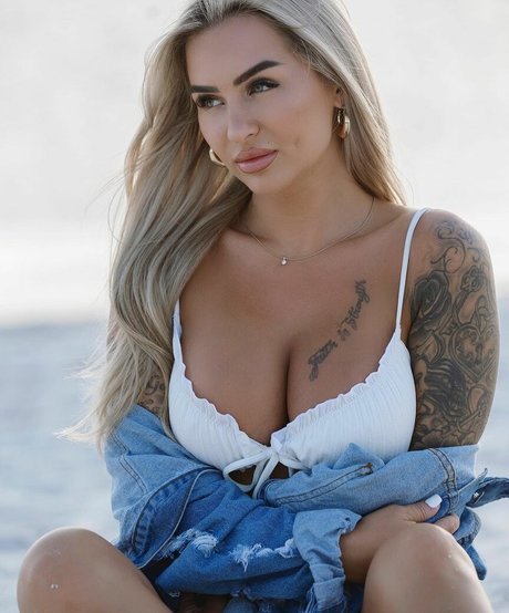 Kirsten Simmermeyer best star img