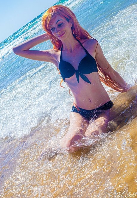 GoldBerry exclusive model pic