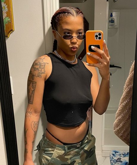 curvy girl next door onlyfans hot picture