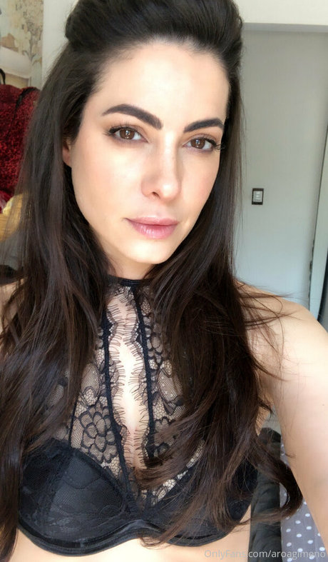 Aroa Gimeno model hot pic