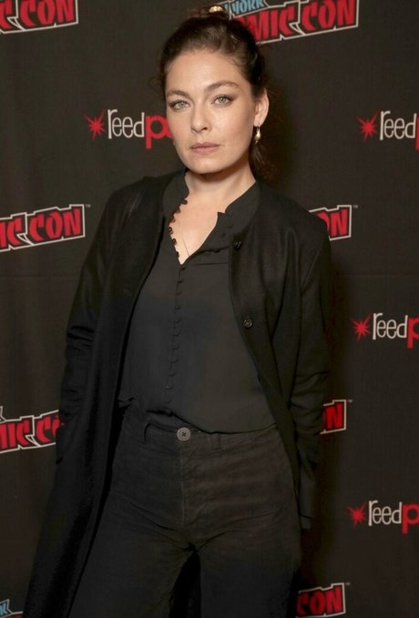 Alexa Davalos star porn pics