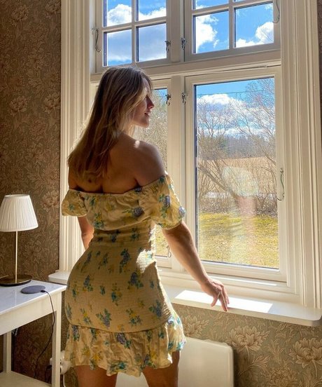 Ellenvy Ajvie star sex pics