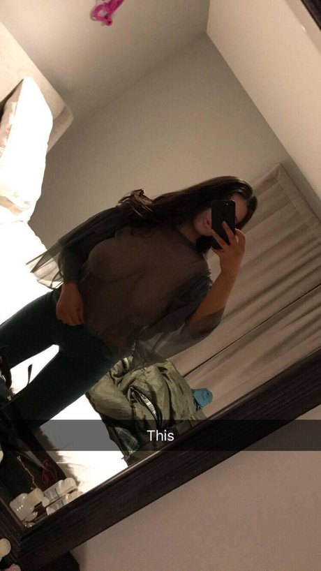 Darcybuchan model perfect pic