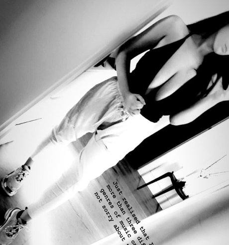 black midget onlyfans exclusive galleries