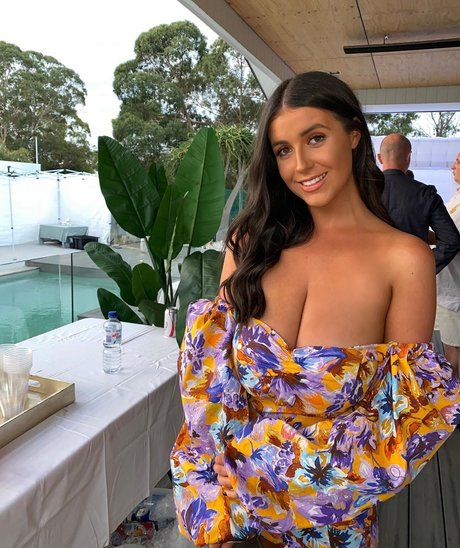 Darcybuchan adult model galleries