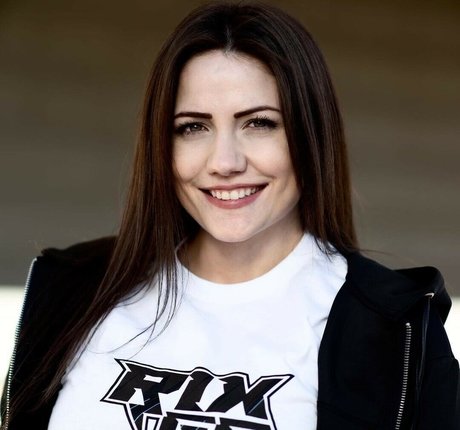 KayPea pornstar hot images