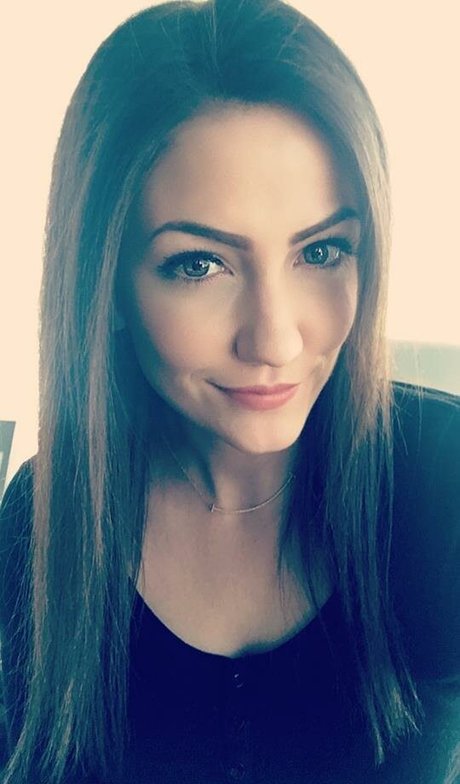 KayPea pornographic model photos