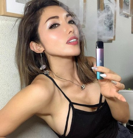 MakiRon pornstar nudes archive