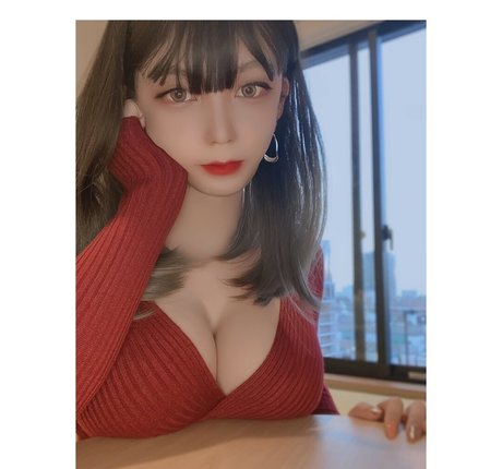 Maya Takamiya adult model picture