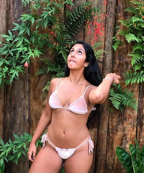 Rosana Maria Marquez model top picture