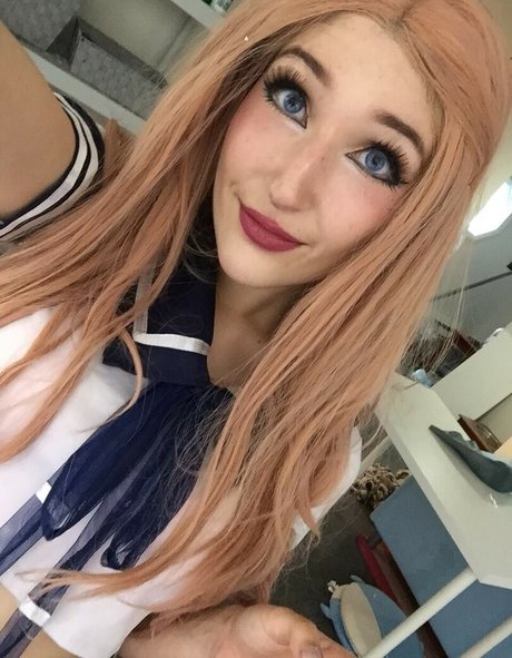 Seafoam Kitten Asmr model pretty image