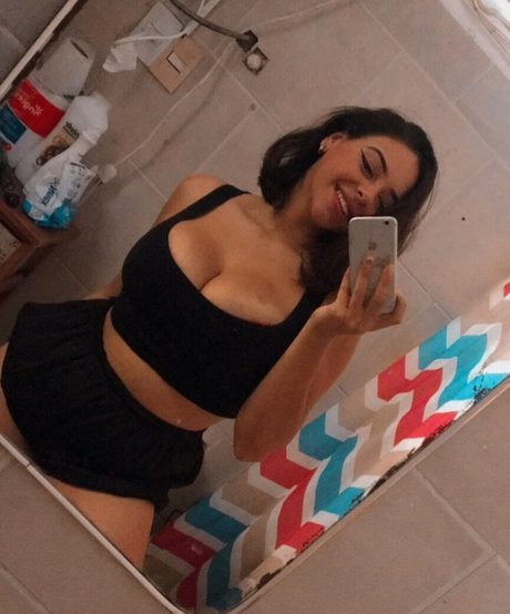 Belen Fernandez free actress pic