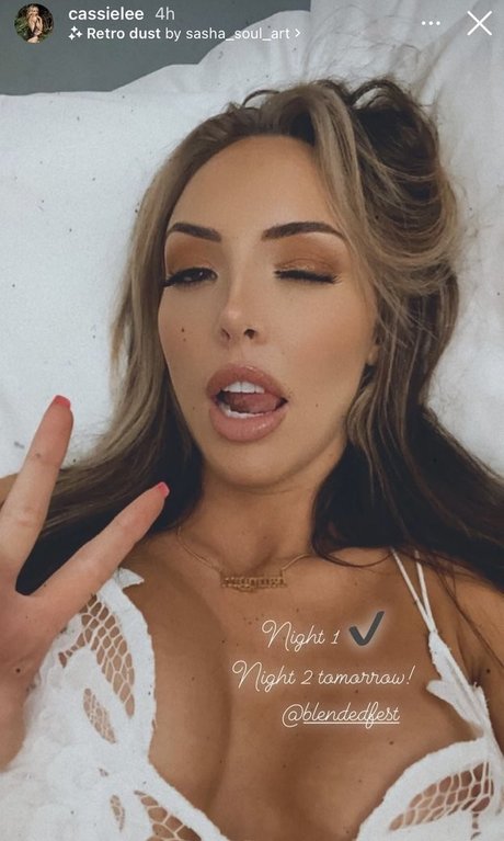 Peyton Royce top star pics