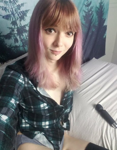 Erynmelts perfect actress pic