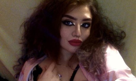 Kiitakat porn star image