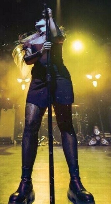 shemale fucks girl onlyfans sexy photo