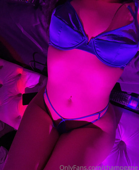 Champggne naked star pics