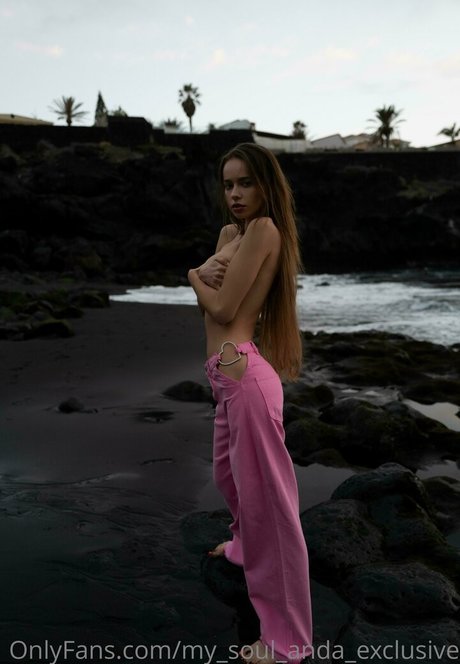 Anda Kiev star high quality images