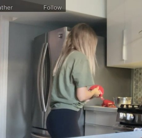 Mariss free model pictures