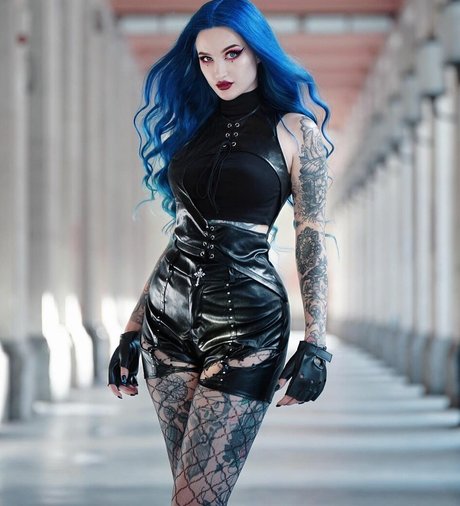 BlueAstrid pretty actress archive