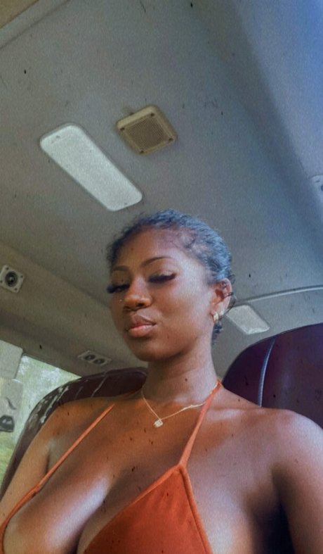 Misskellykel model beautiful photos