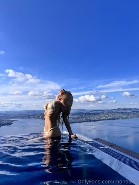 monasixx nice star galleries