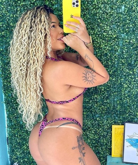 Dani Costa beautiful pornstar gallery