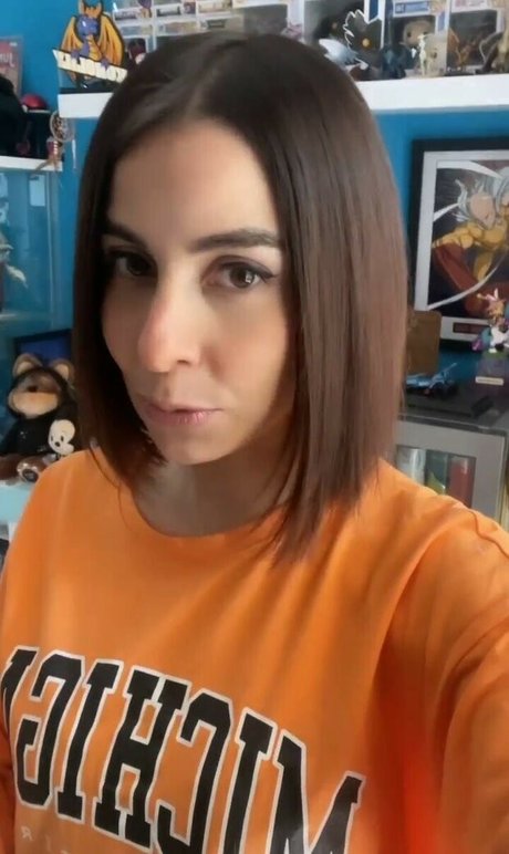 Kurolily actress galleries