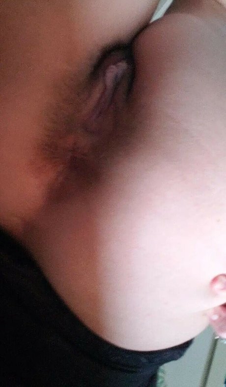 Ana Maggot star exclusive archive