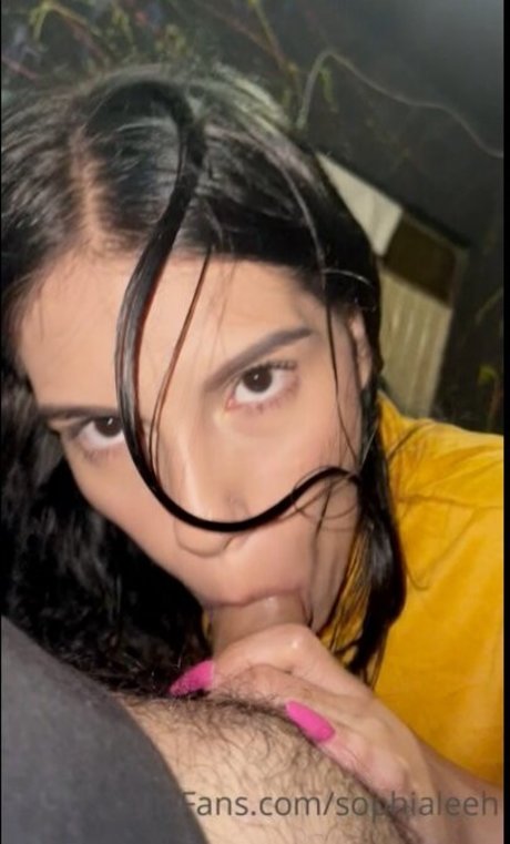 Sophia Leeh actress photo